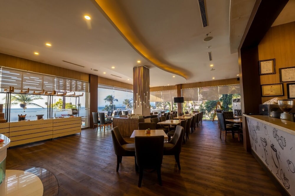 Kristal Hotel Kupang 35/40