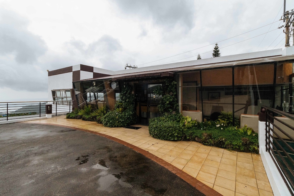 Reddoorz Plus The Ridge Tagaytay City 3/23