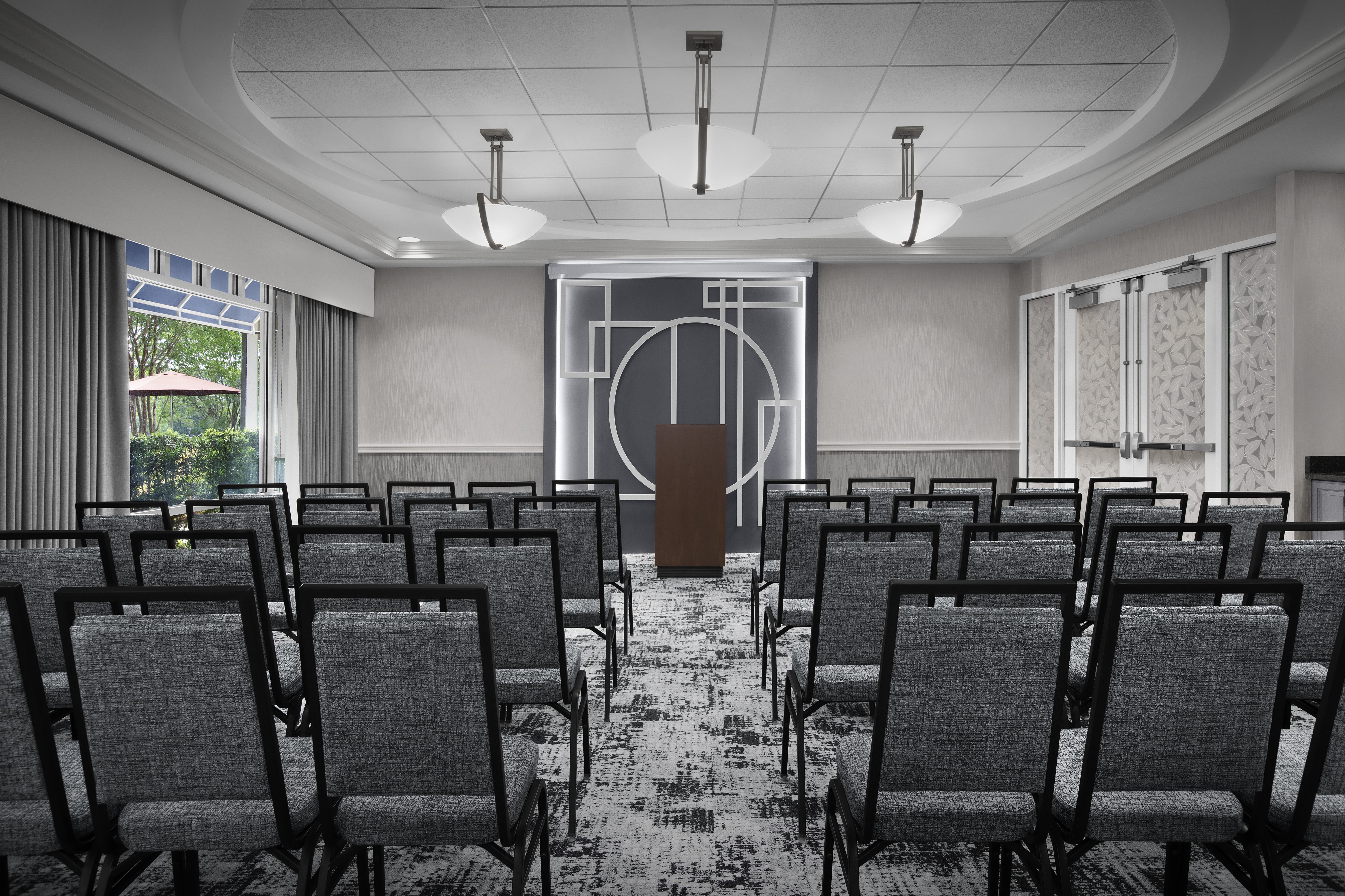 Hotel Indigo Jacksonville Deerwood Park 65/77