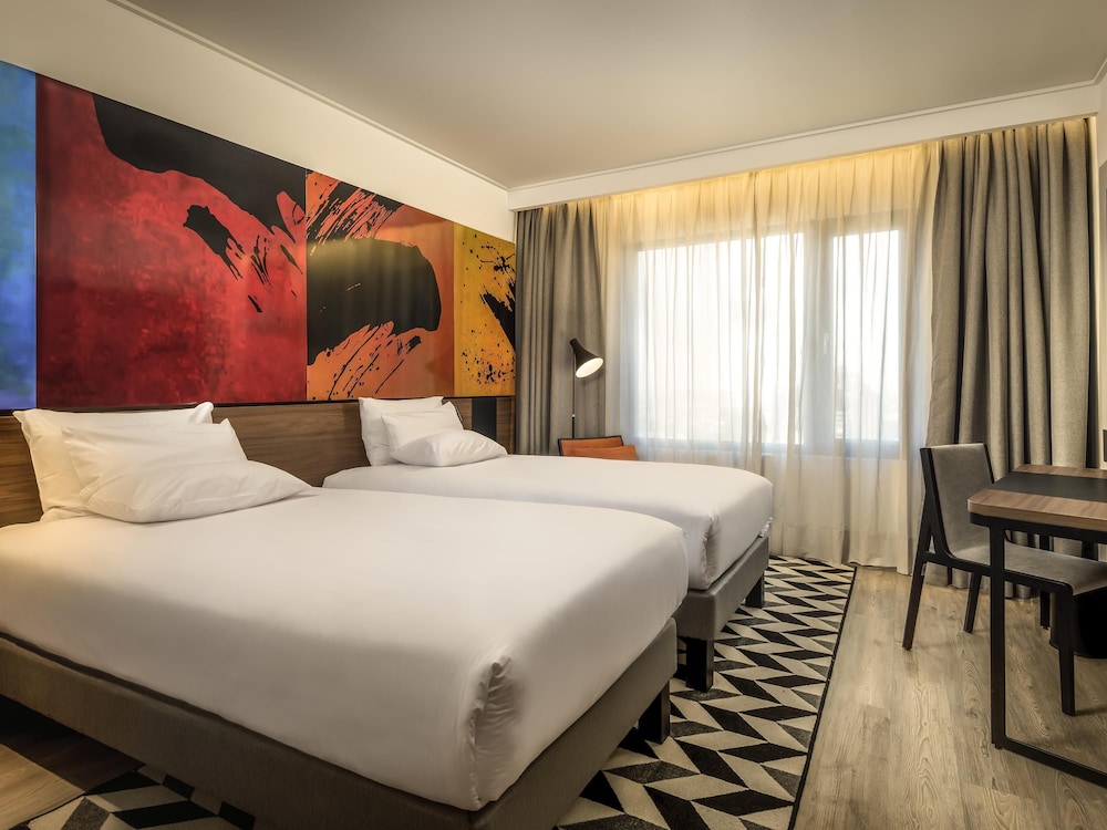 Superior, Twin Beds