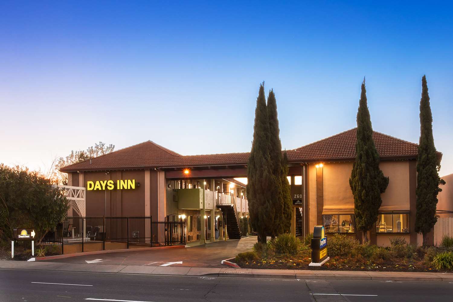 Days Inn by Wyndham Pinole Berkeley 4/27