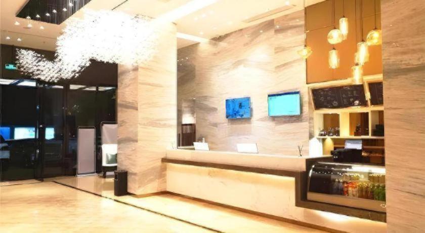 City Comfort Inn Foshan Gaoming Huaying Square Hotel 12/56