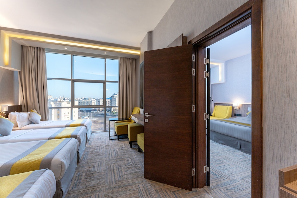 The Seasons Hotels 13/17