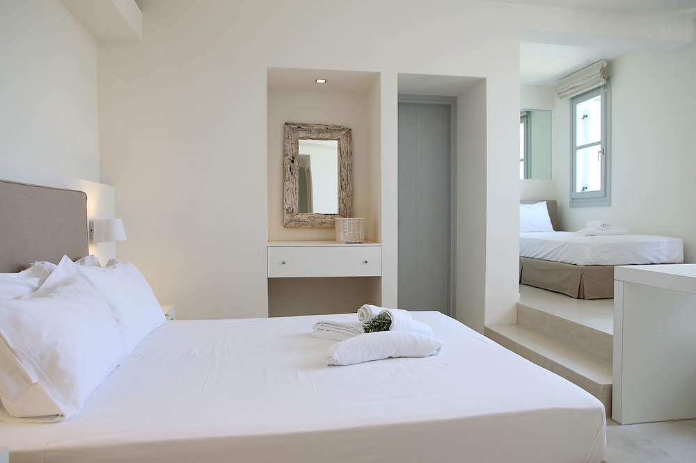AMMOS HOTEL 20/77