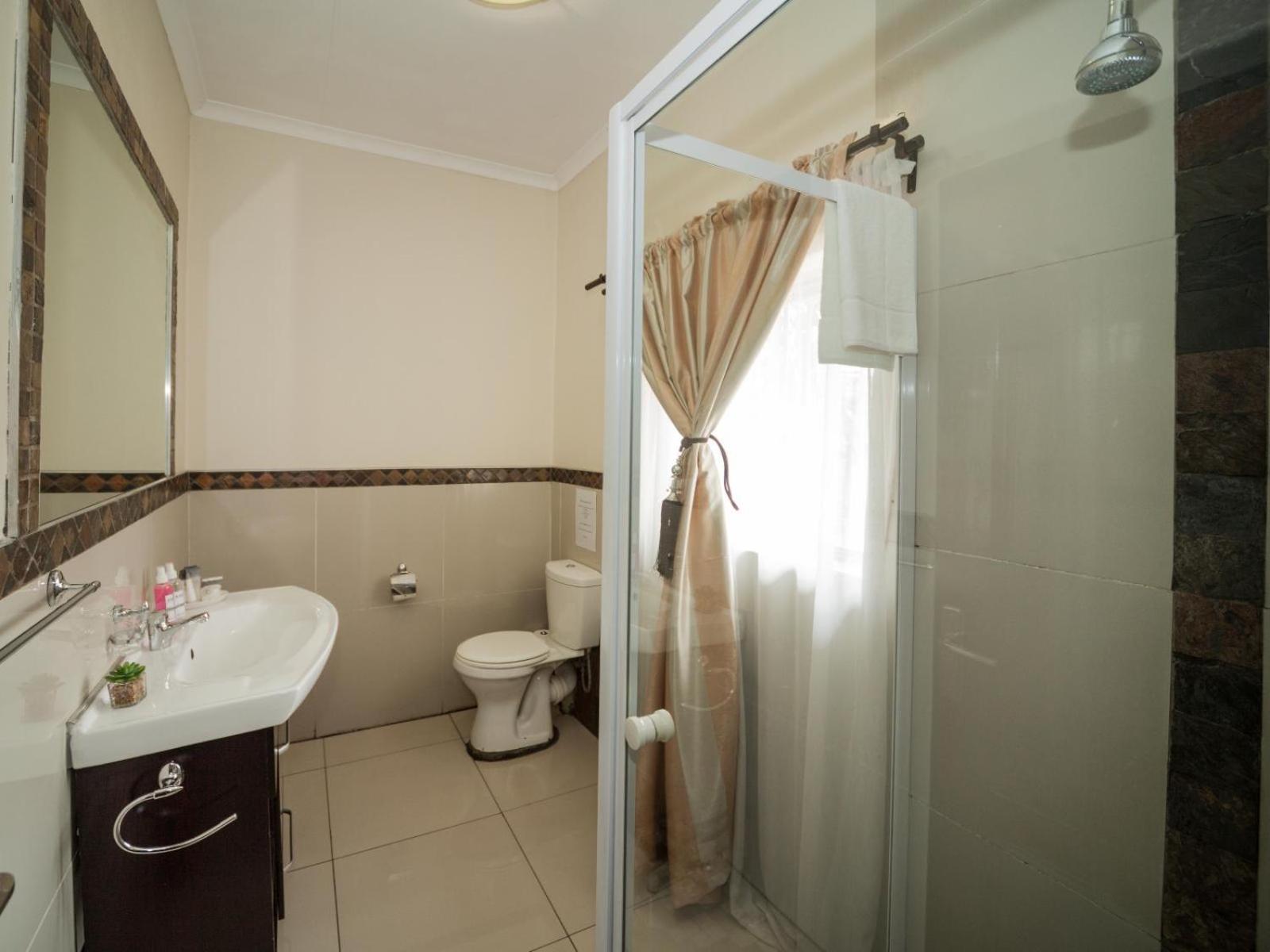 Dunwoodie Travel Lodge 23/23