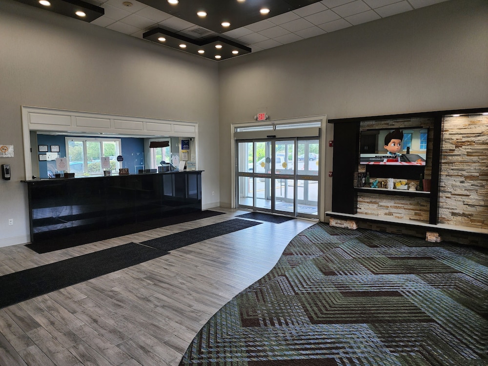 Days Hotel & Conference Center - Methuen 7/32