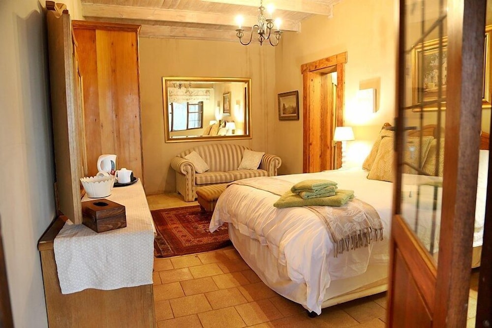 Thandile Country Lodge 3/21