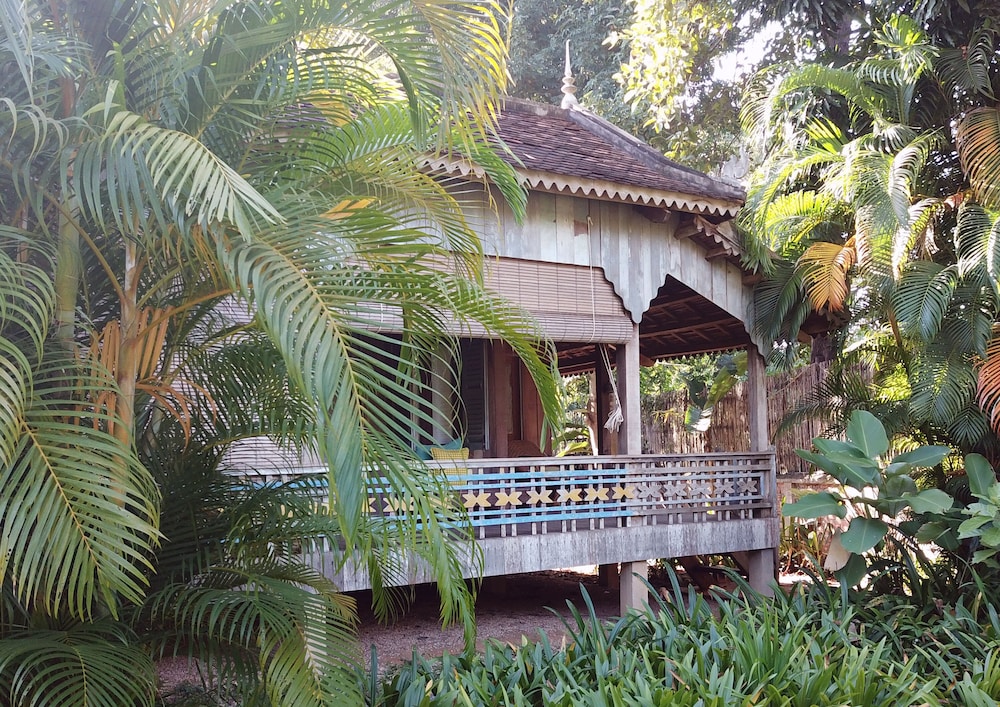 Sala Lodges 5/50