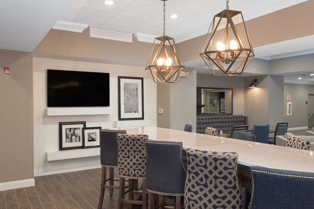 Hampton Inn Kennebunk Me 38/51