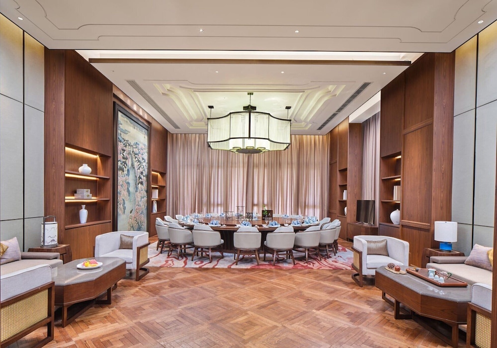 Hualuxe Suzhou Bay Hot Spring Resort 46/72