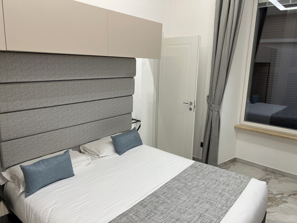 Maison Tritone 26/77