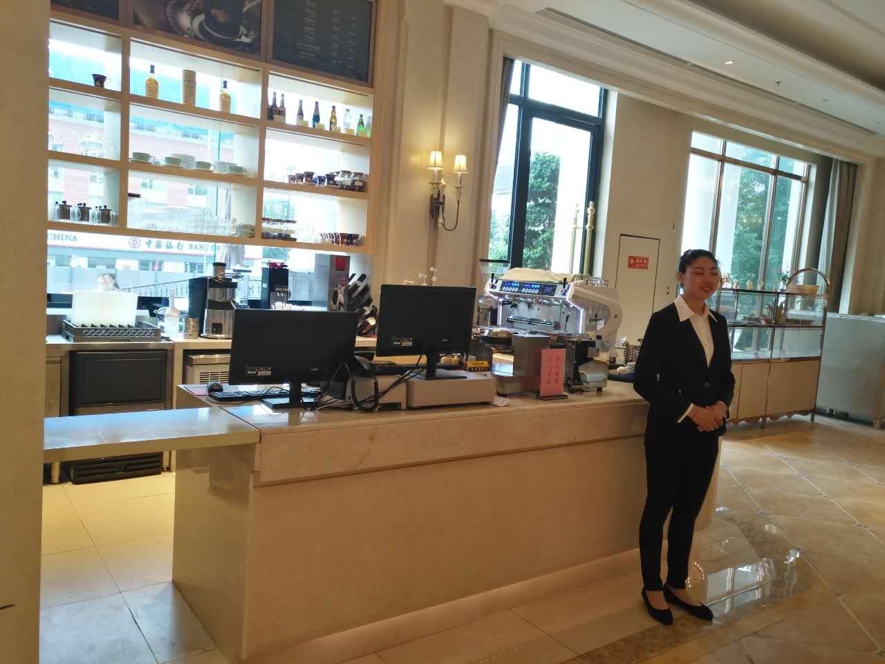 Vienna International Hotel (Chengdu Global Center New Convention & Exhibition) 11/47