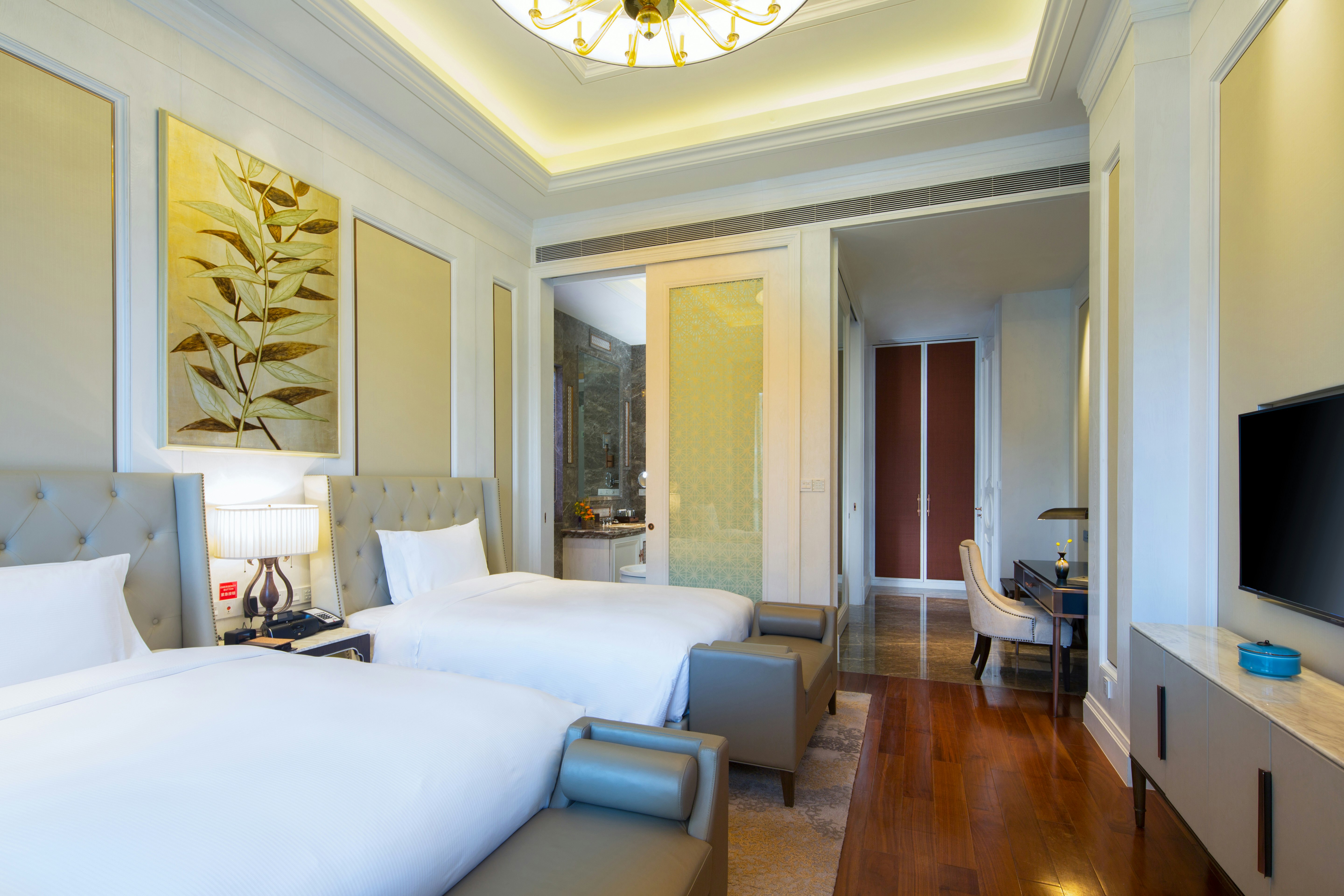 Hilton Yuxi Fuxian Lake 7/50
