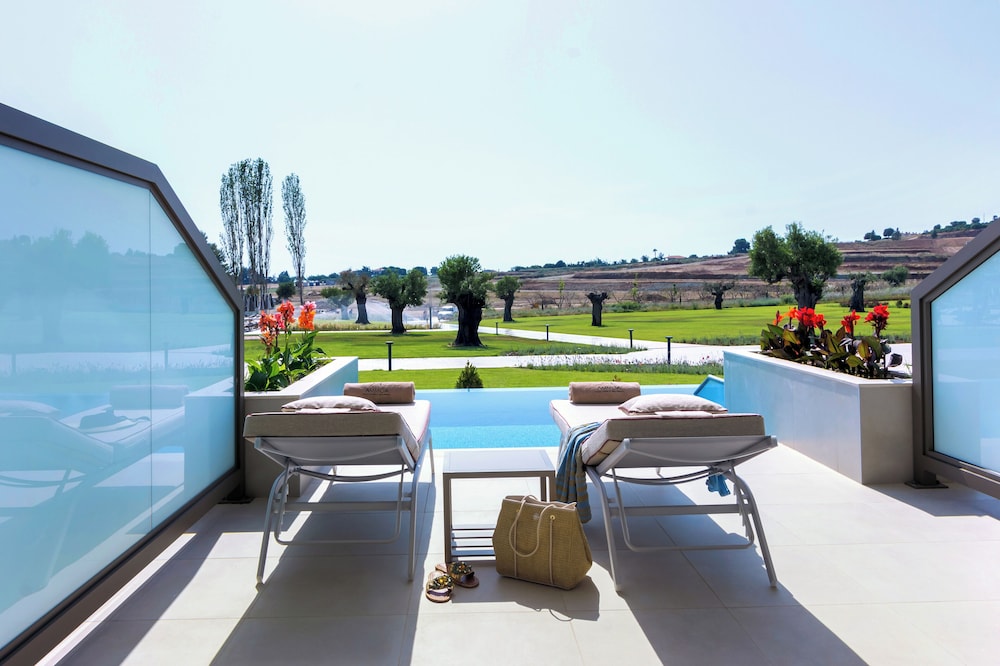 Ammoa Luxury Hotel & Spa Resort 25/50