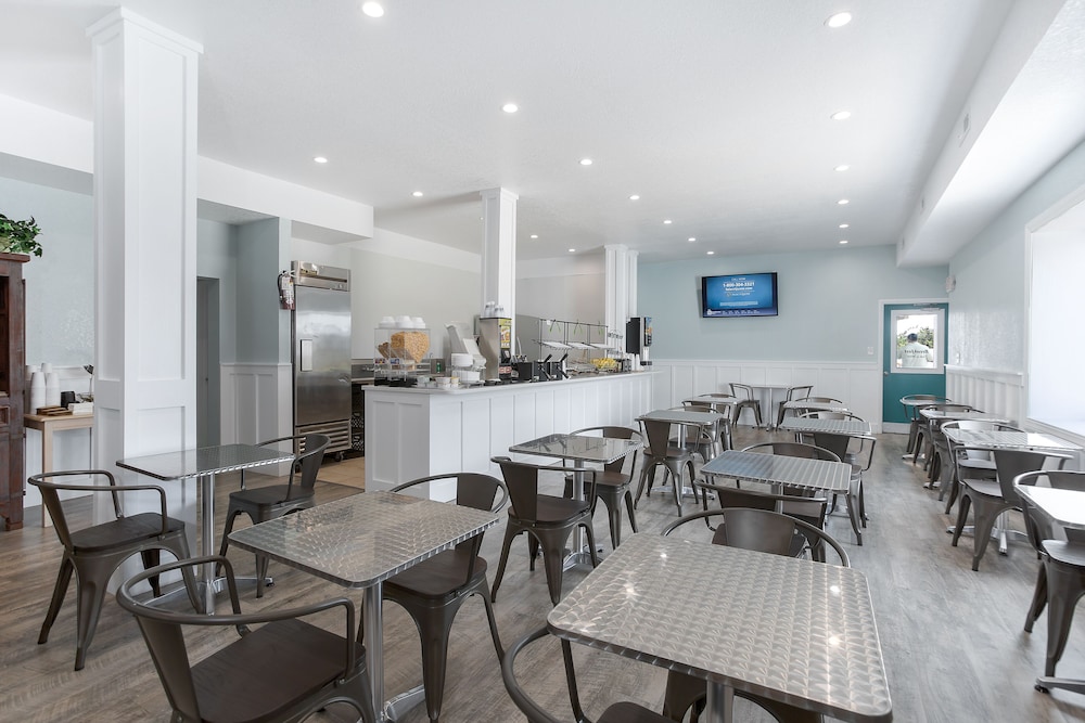 John Yancey Oceanfront Inn 44/66