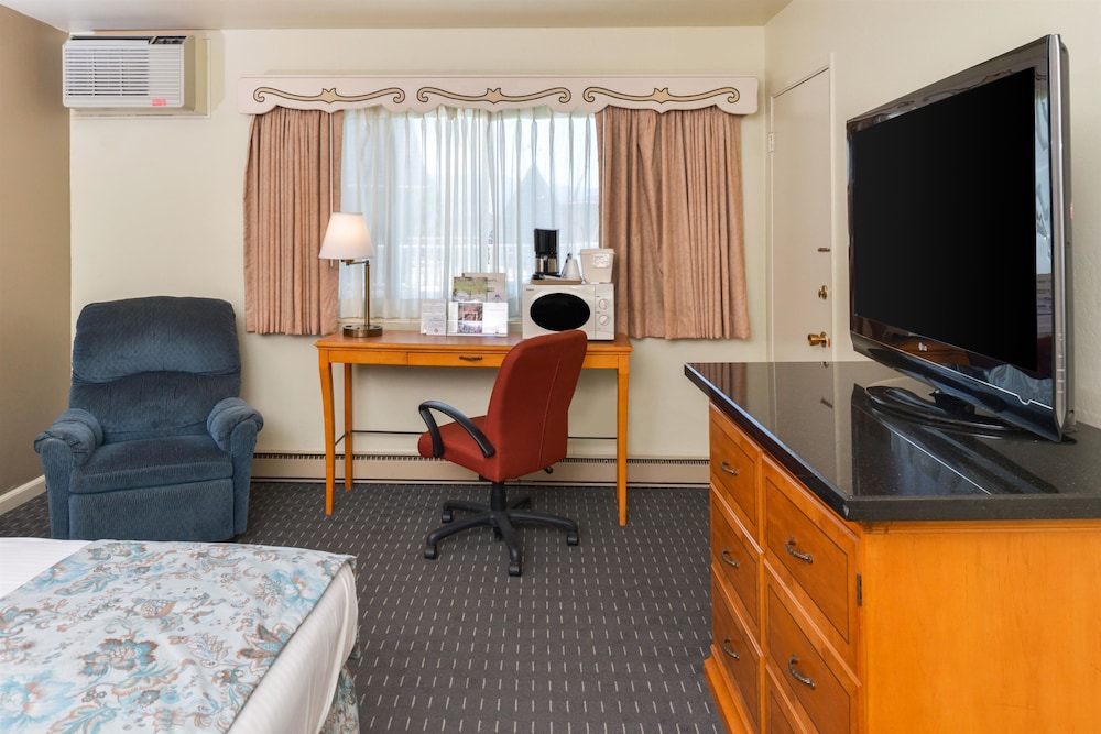Svendsgaard S Danish Lodge Americas Best Value Inn 22/26
