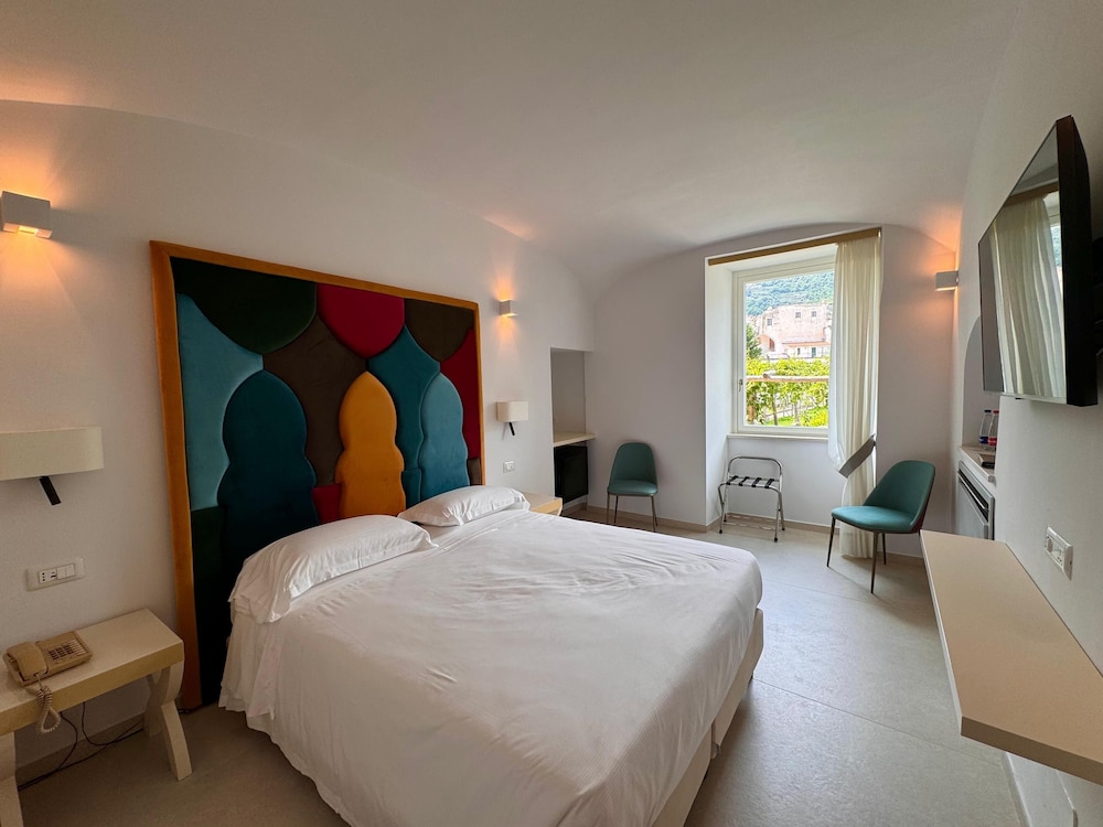 Hotel Rufolo 7/71