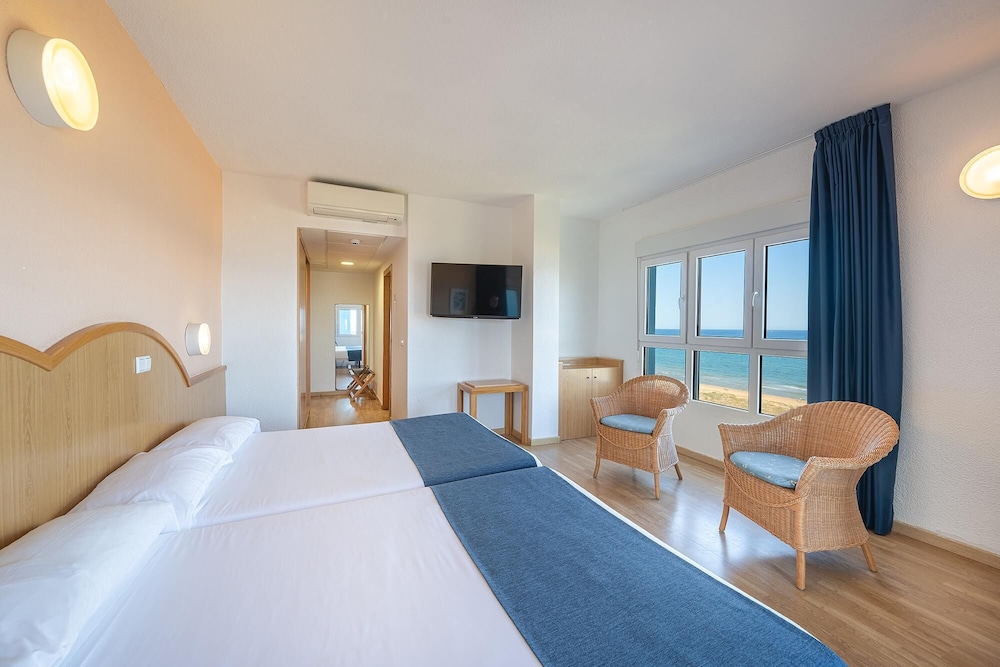 PLAYAS DE GUARDAMAR HOTEL 16/62