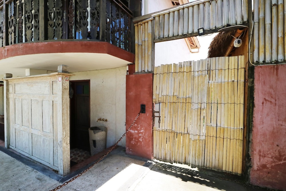The Wina Guesthouse 2 12/59