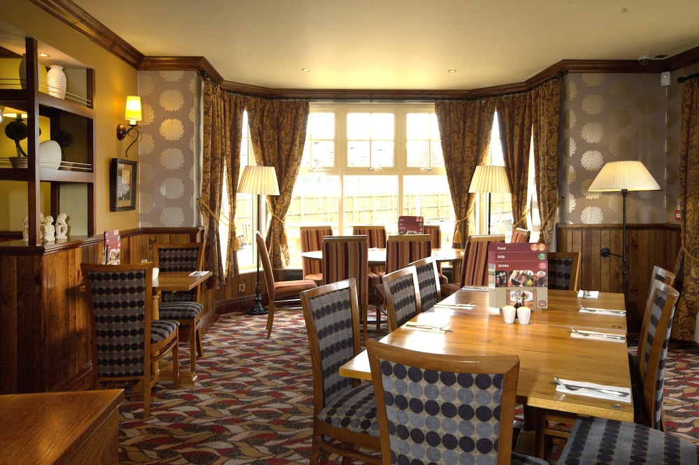 Premier Inn Dumbarton/Loch Lomond 35/46