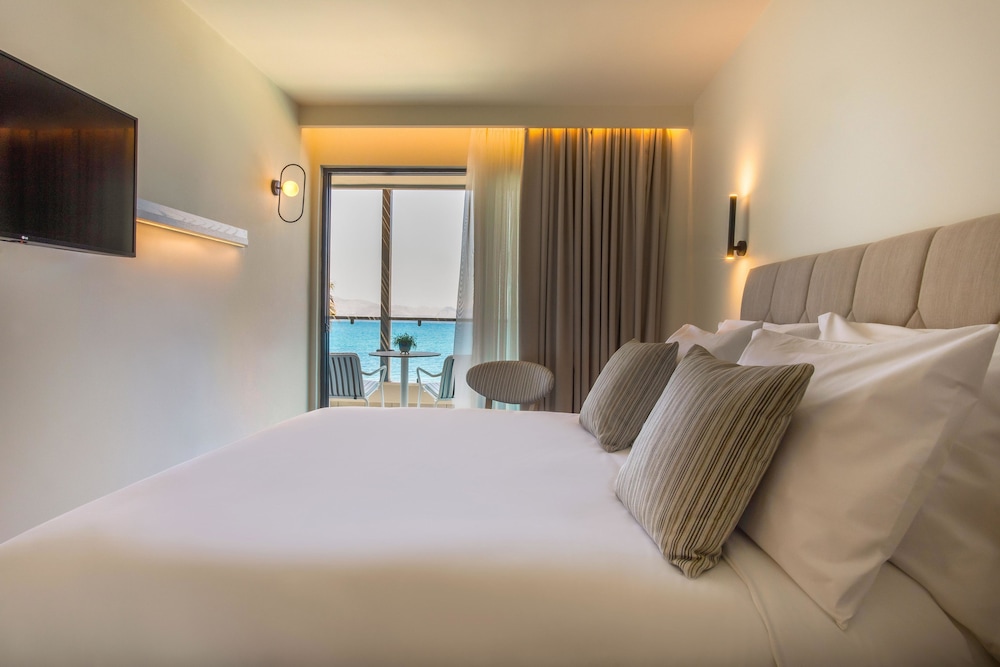 1 BEDROOM, FAMILY, SEA VIEW