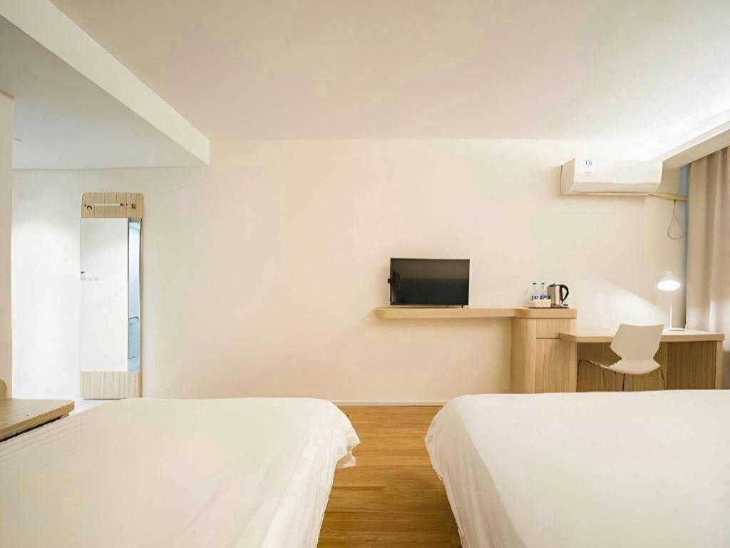 Hanting Hotel Shanghai Hongqiao Railway Station Beidi Road 33/49