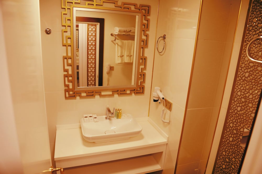 Van Life Otel 48/50