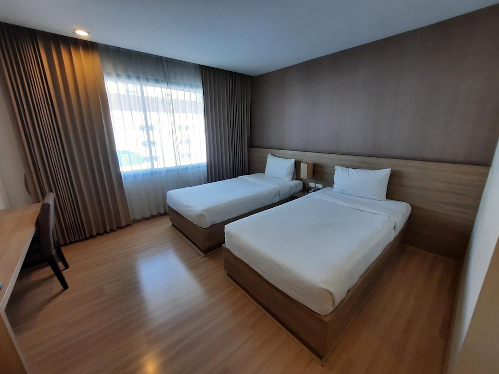 Leosor Hotel 32/58