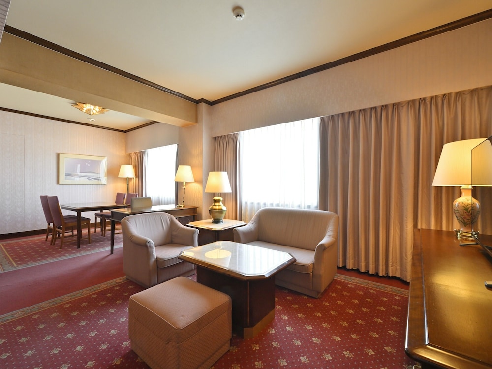 TAKAMATSU KOKUSAI HOTEL 44/65