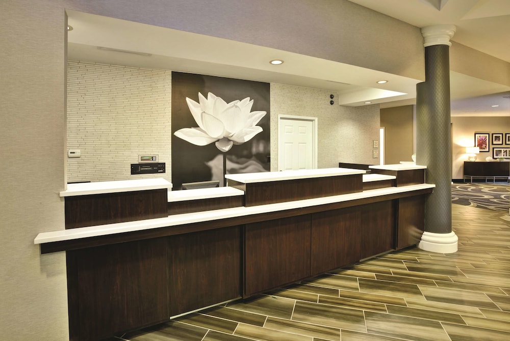 La Quinta Inn & Suites by Wyndham Birmingham Homewood 13/59