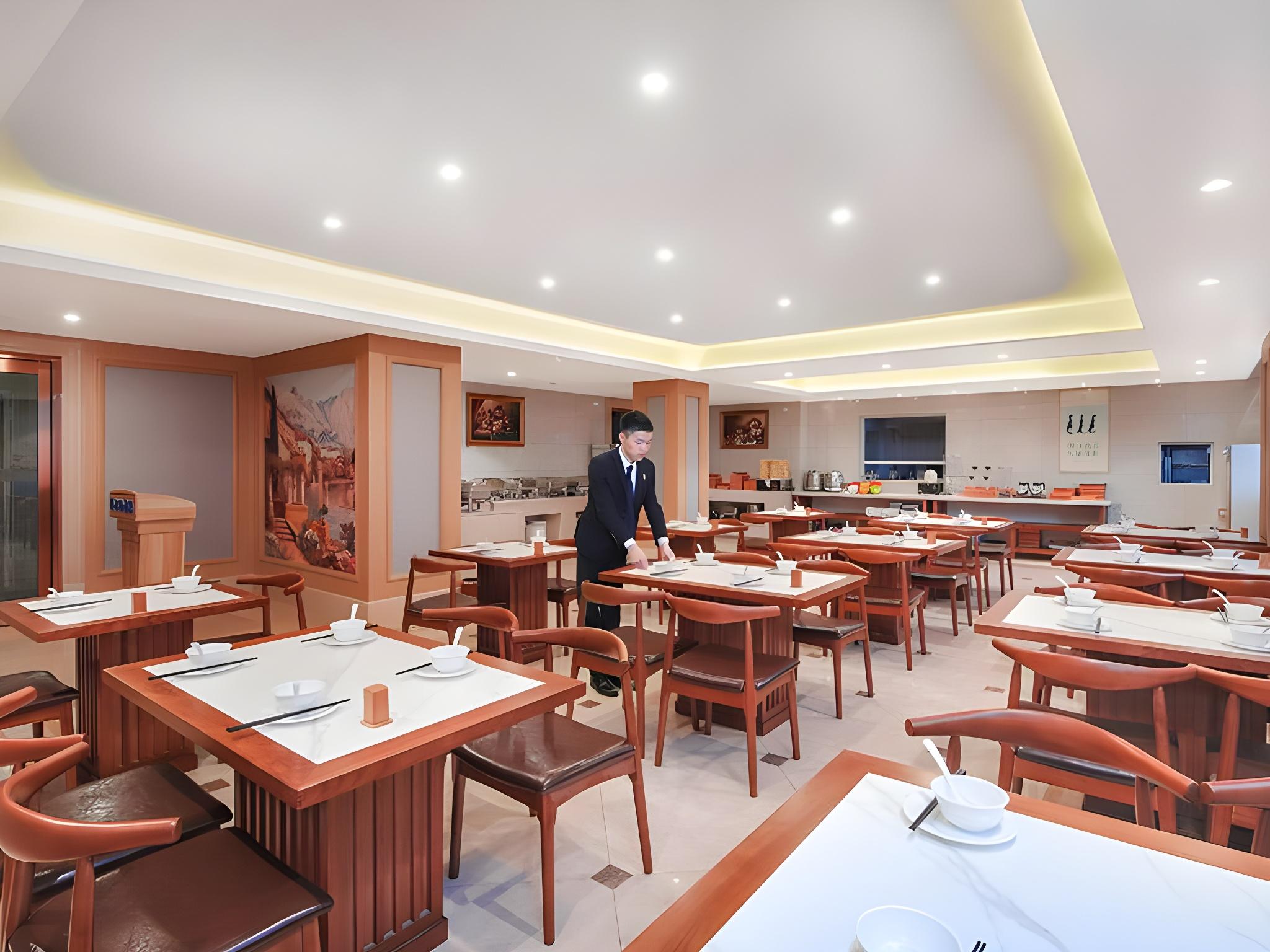 Vienna International Hotel(Suzhou Yangcheng Lake) 27/31