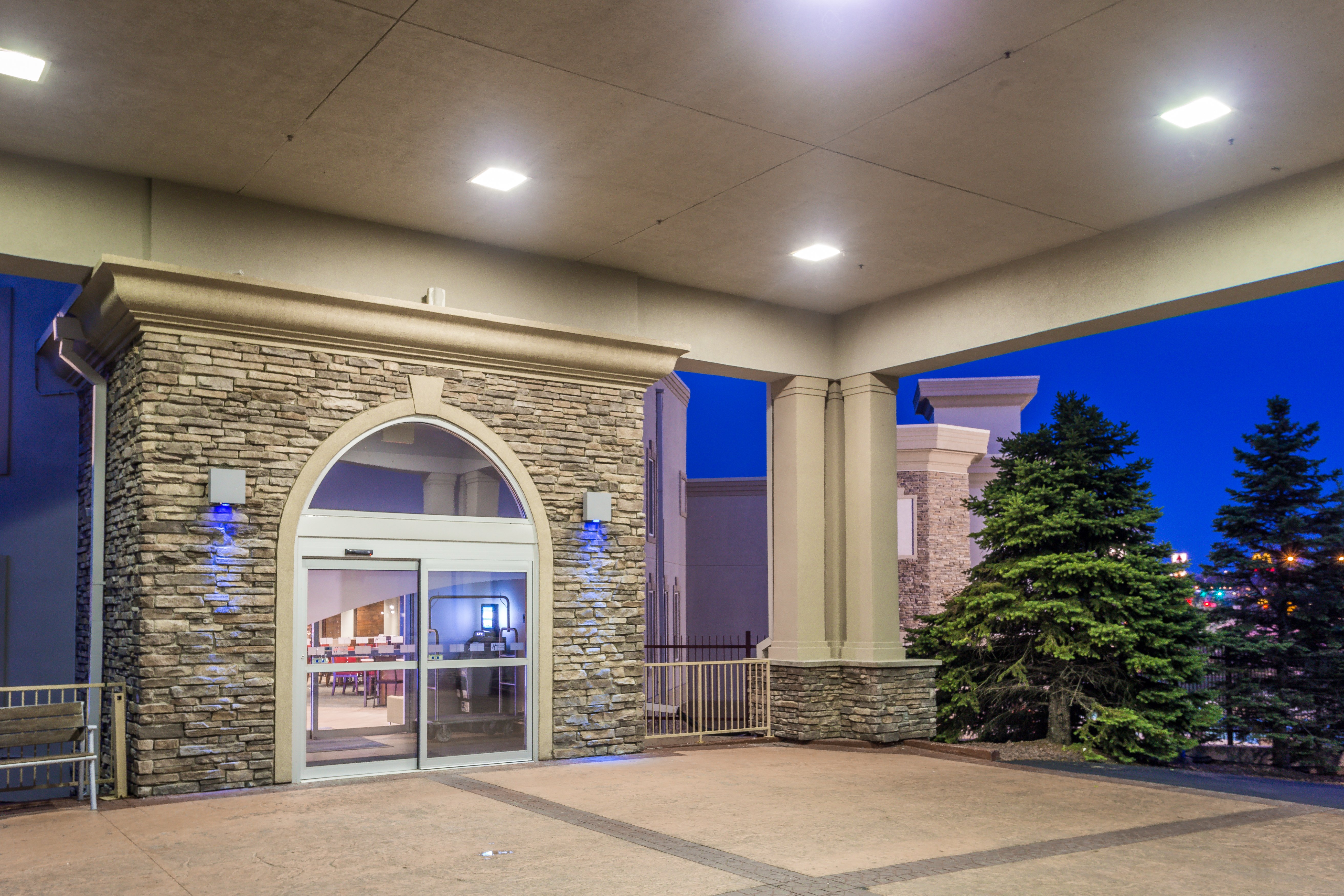 Holiday Inn Express Wisconsin Dells 61/69