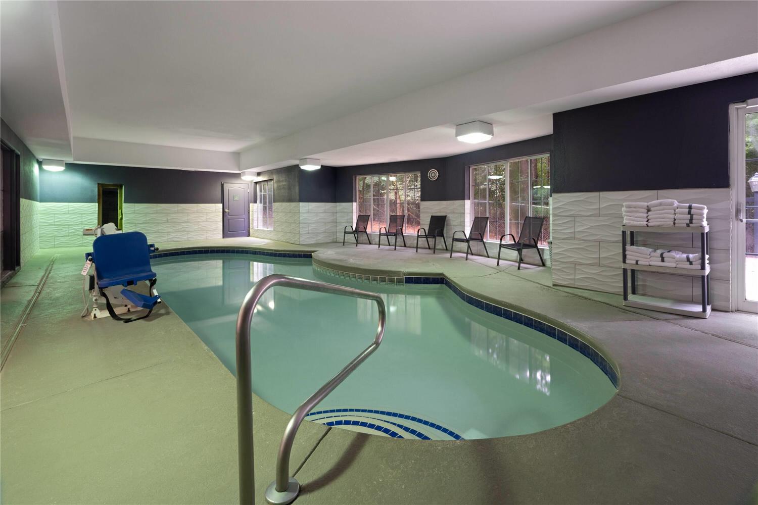 La Quinta Inn & Suites by Wyndham Atlanta Stockbridge 11/24