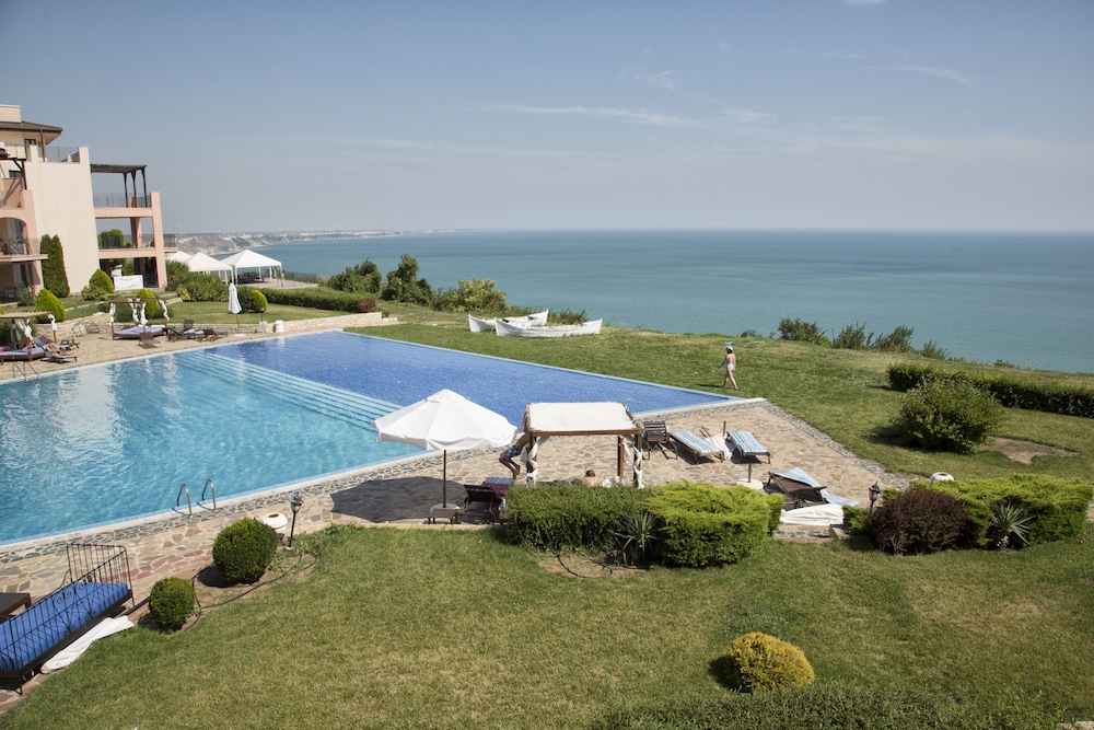 APARTHOTEL HOTEL KALIAKRIA RESORT 40/48