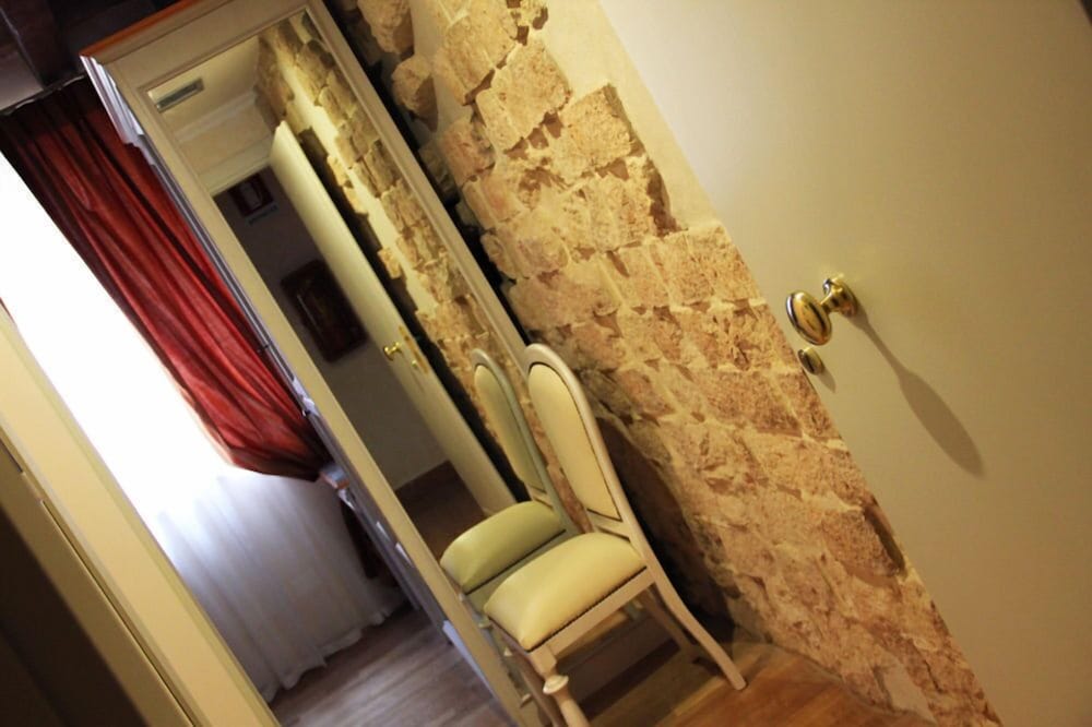Albergo Mazzanti 36/60