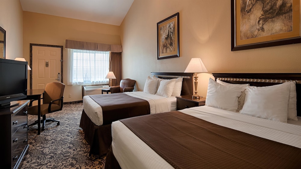 Best Western George West Executive Inn 8/30