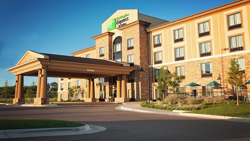 Holiday Inn Express Hotel And Suites Wichita Northeast 30/35
