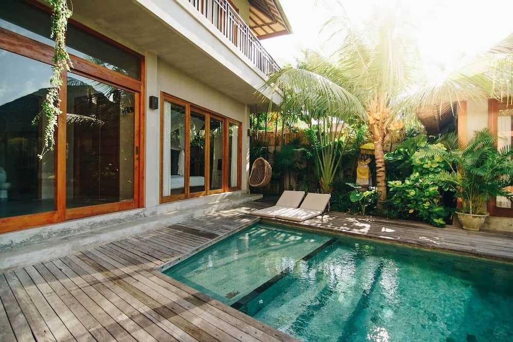 Zin Berawa Villas & Bungalows 11/54