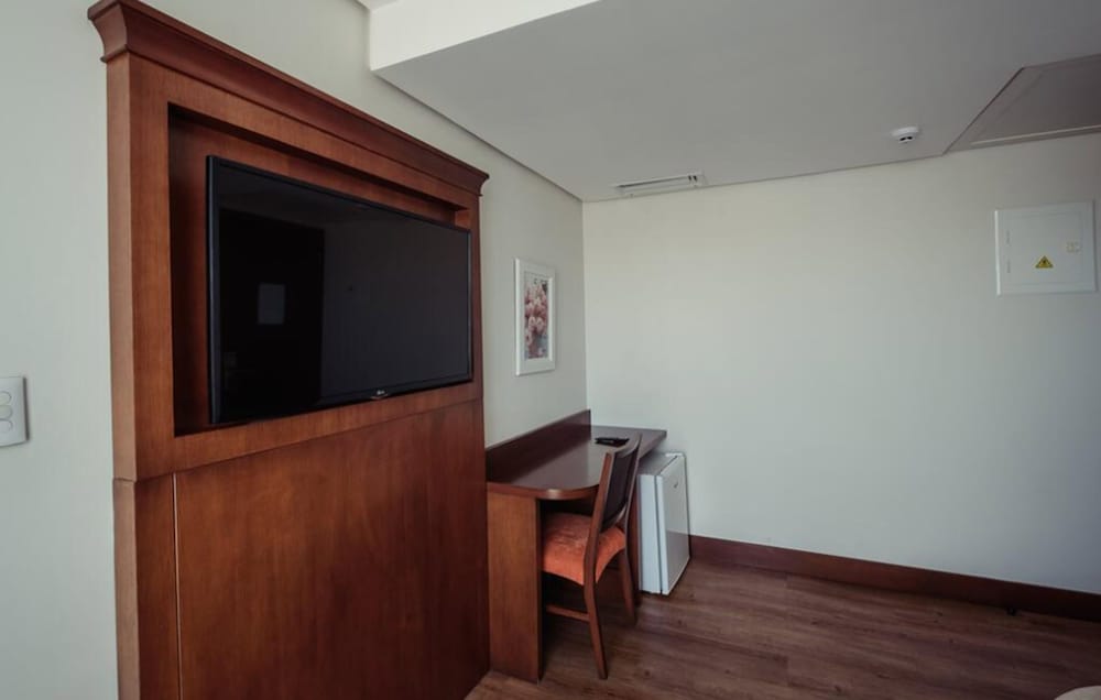 Hotel Monte Felice Centro (ex. Encantos Charme) 40/61