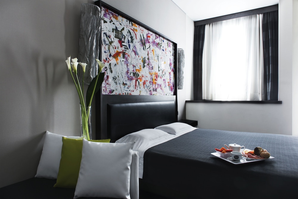 Twentyone Hotel 18/56
