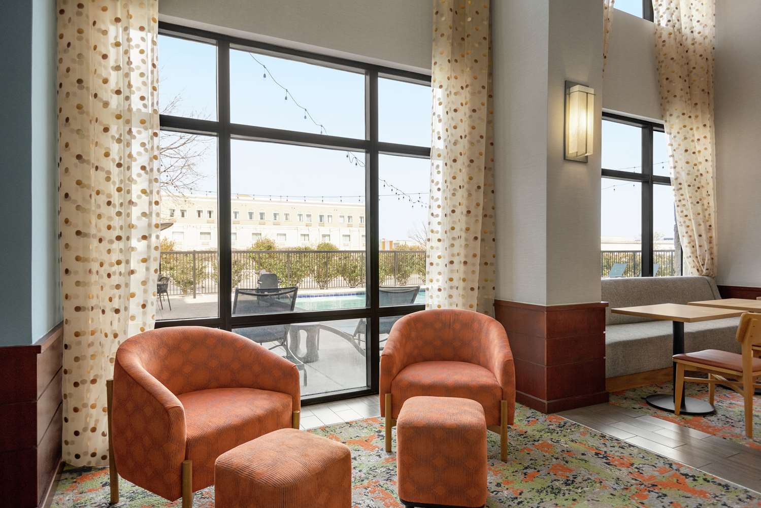 Hampton Inn Suites San Marcos 25/44