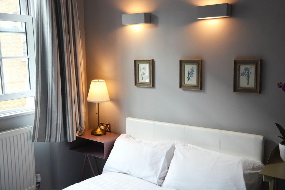 Monopoly Accommodations 26/50