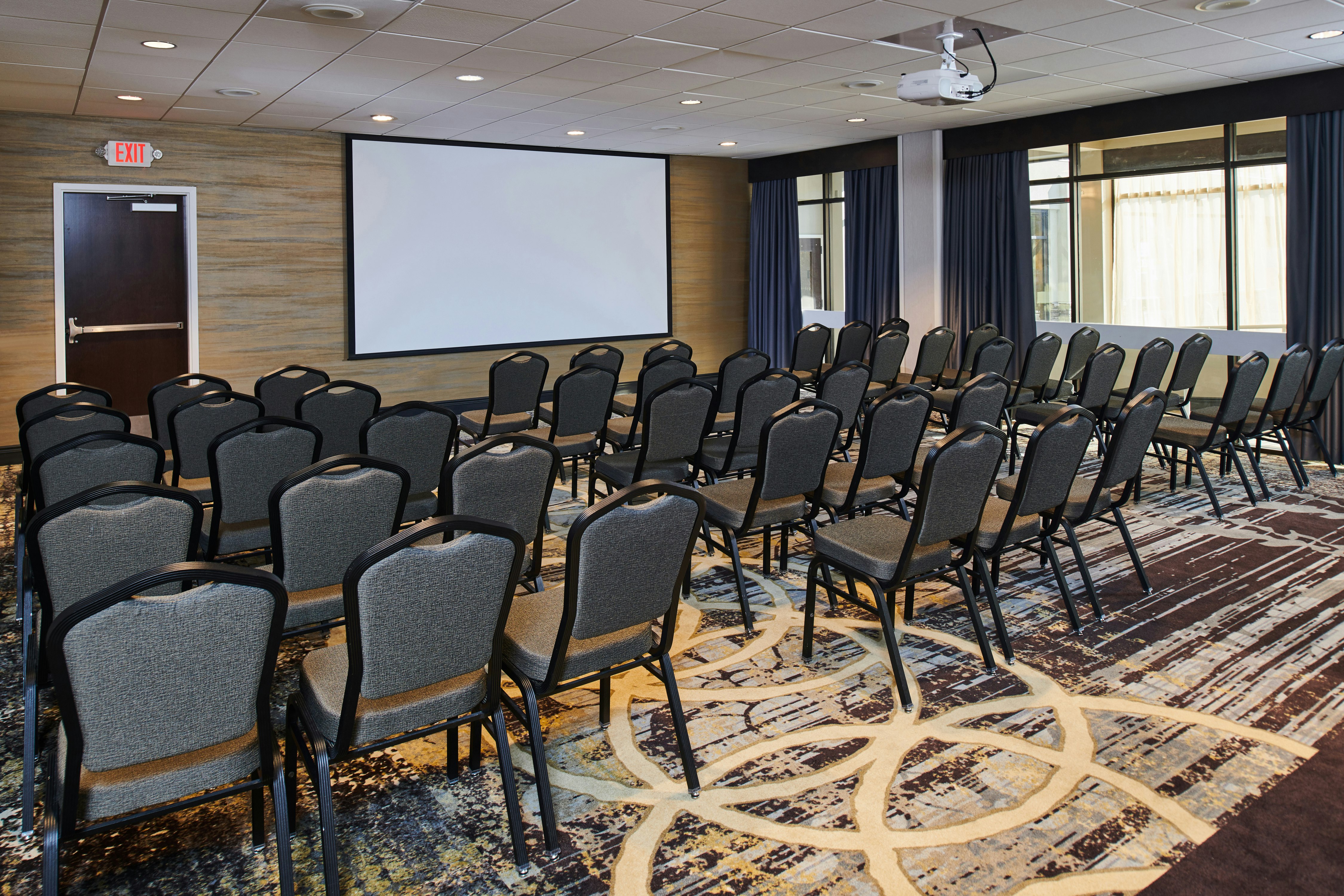 Doubletree By Hilton Raleigh Crabtree Valley 38/48