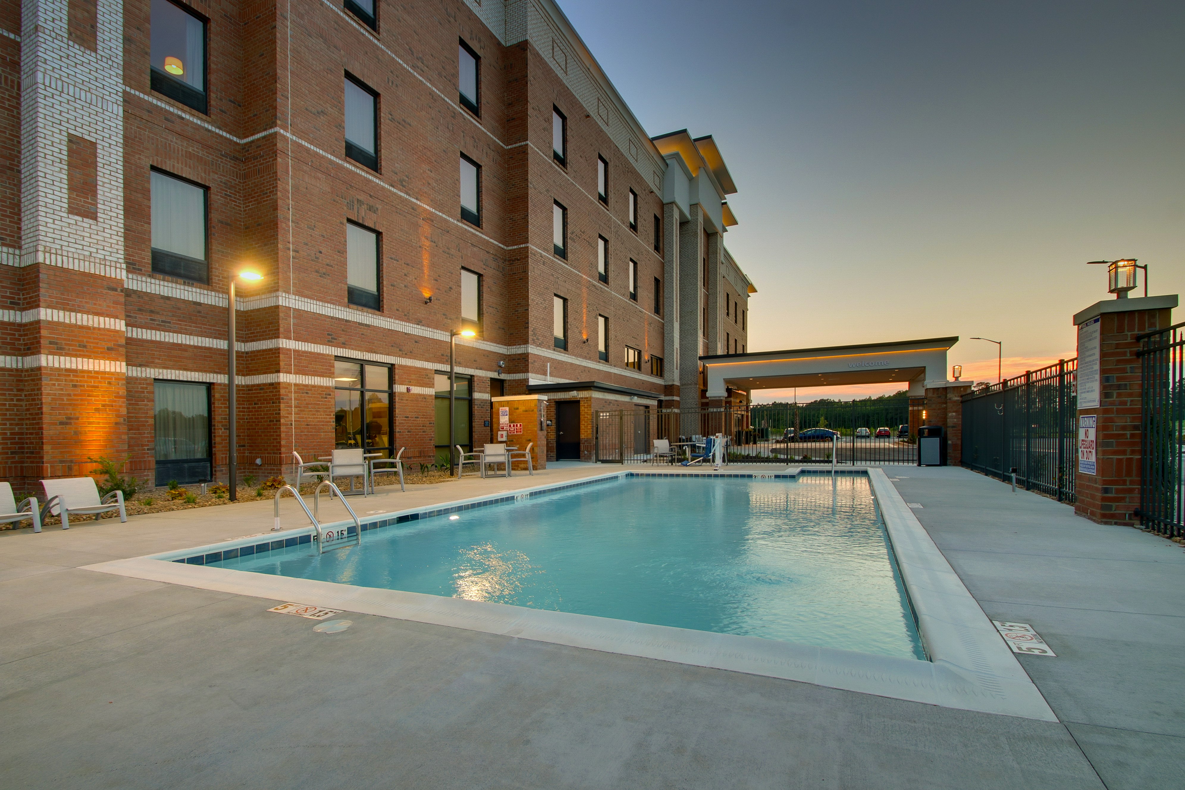 Hampton Inn Sneads Ferry North Topsail Beach 7/48
