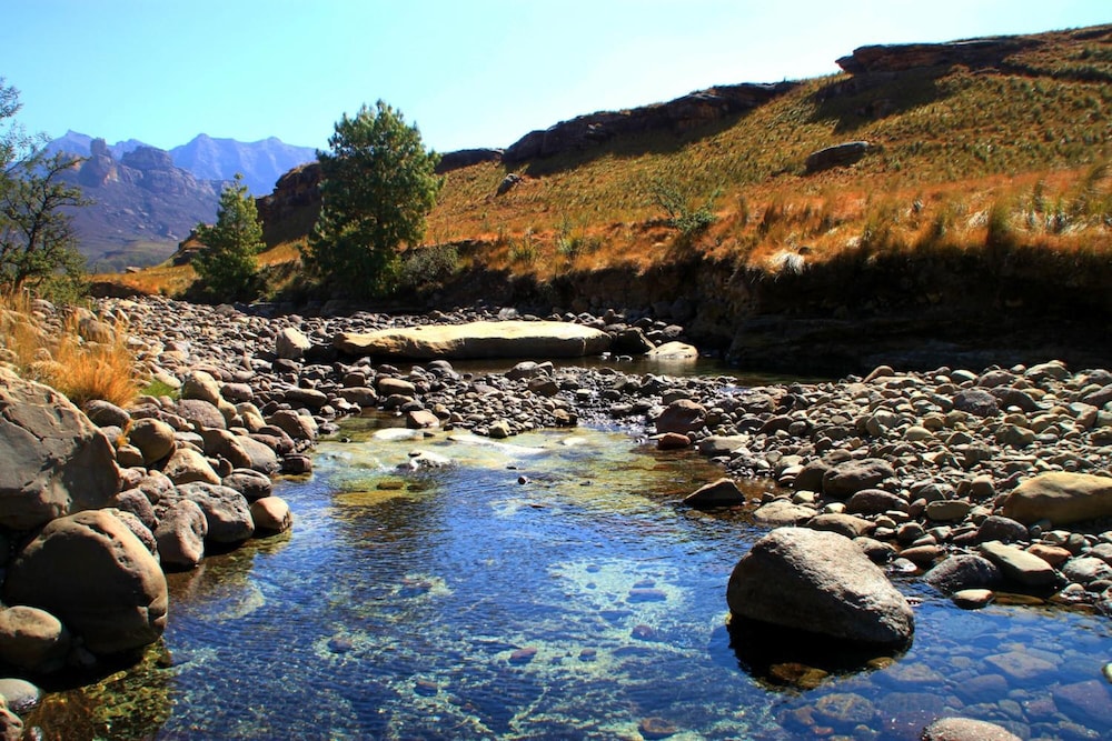 Fairways Drakensberg 48/50
