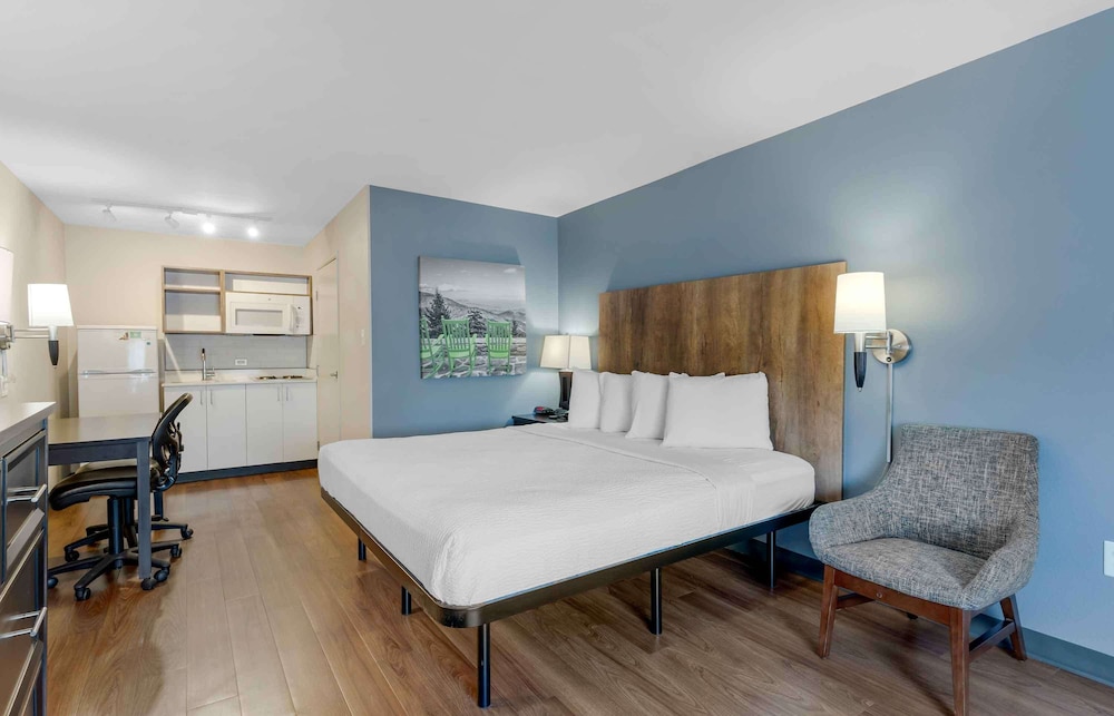Extended Stay America Suites San Francisco San Mateo SFO 16/55