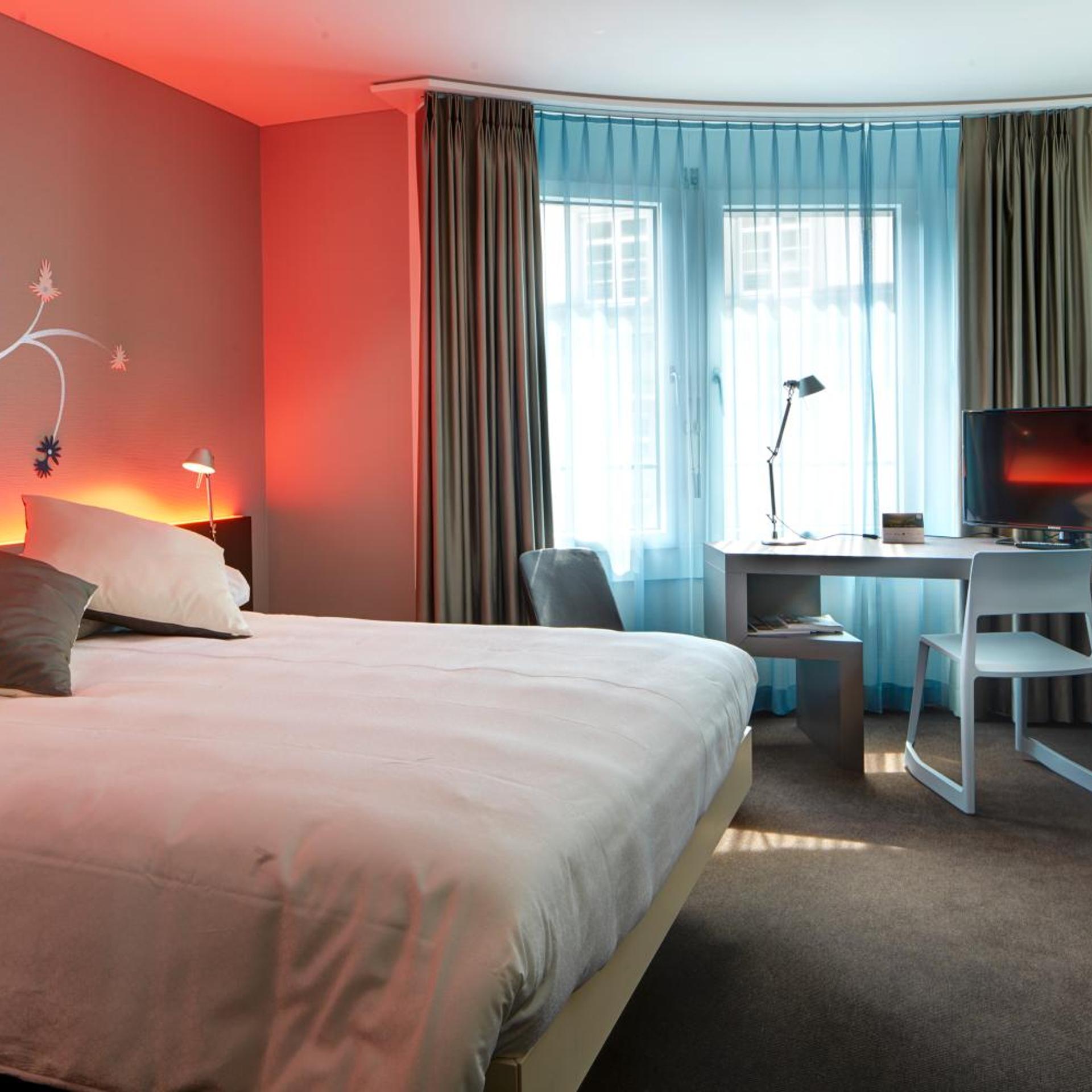 Design, King Bed