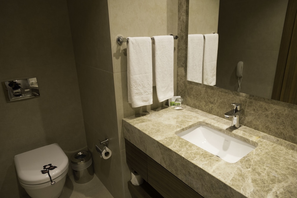 Ramada Hotel and Suites by Wyndham Kusadasi 22/47