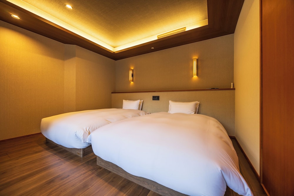 Japanese Western, Special, 4 Futon Beds, River View, Private Bathroom