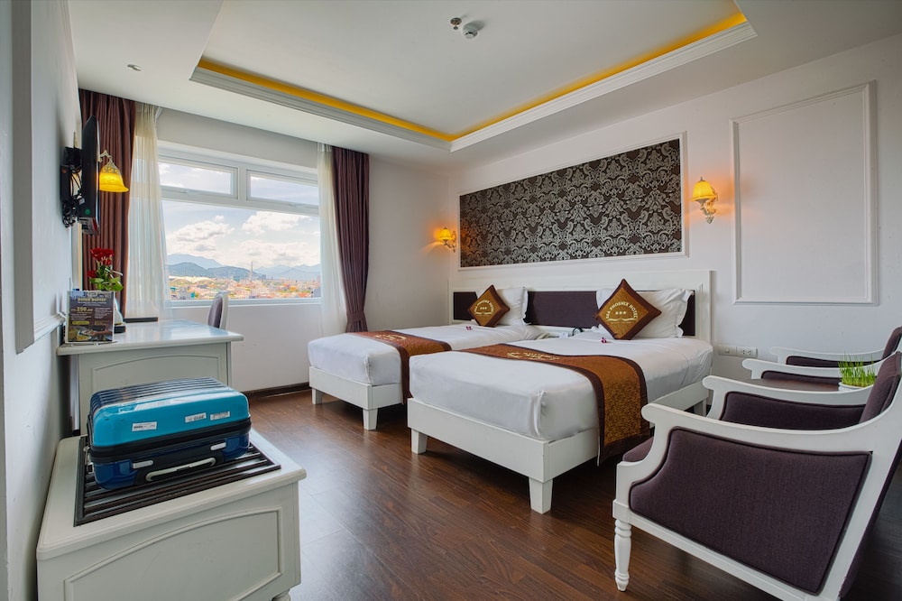 غرفة سوبيريور بسريرين منفصلين بإطلالة على المدينة، SEA PHOENIX HOTEL 3/9